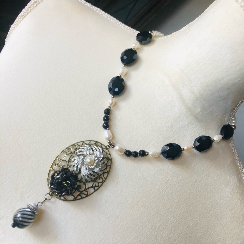 Handcrafted repurpose freshwater pearl black onyx Czech glass Pearl necklace